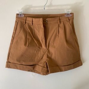 Blue Rain NWT Francesca’s pleated high waist shorts size Med